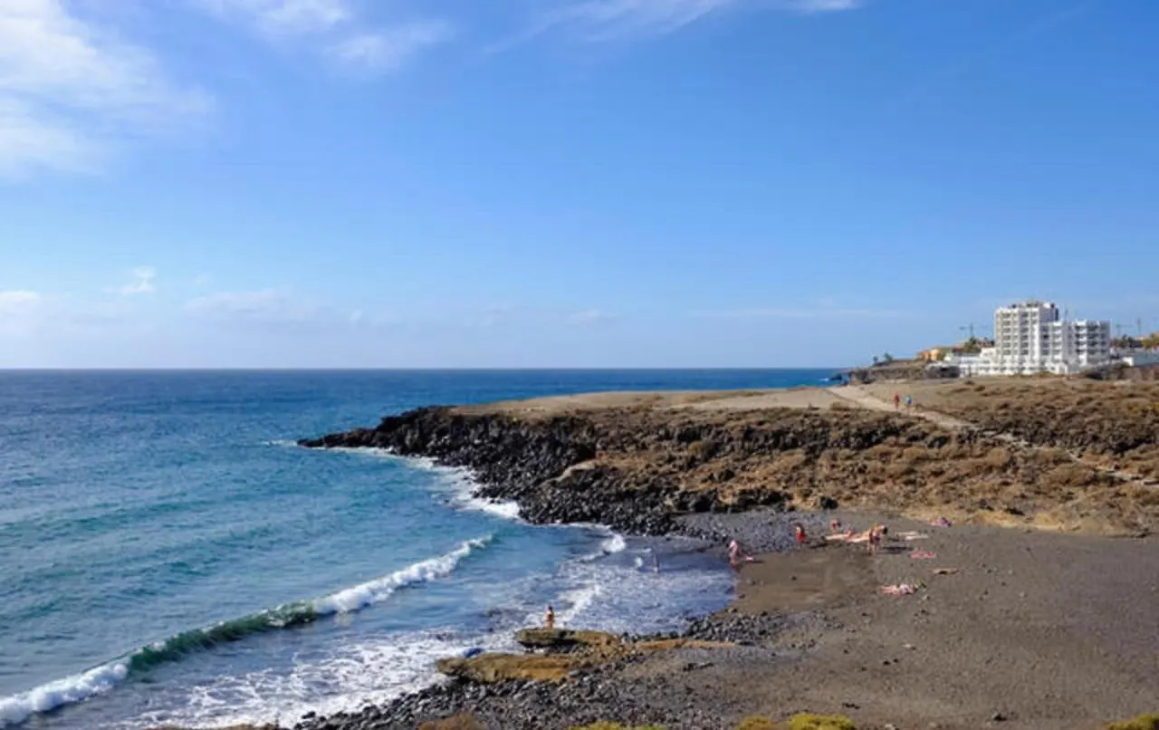 Ocean Blue, Next To The Ocean, Fast Wi-Fi Apartment Los Abrigos Spain